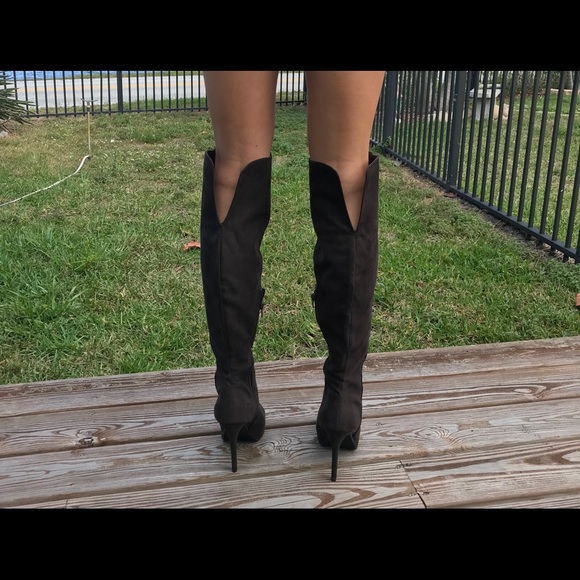 Dark Grey/black suede knee high boots - Picture 5 of 6